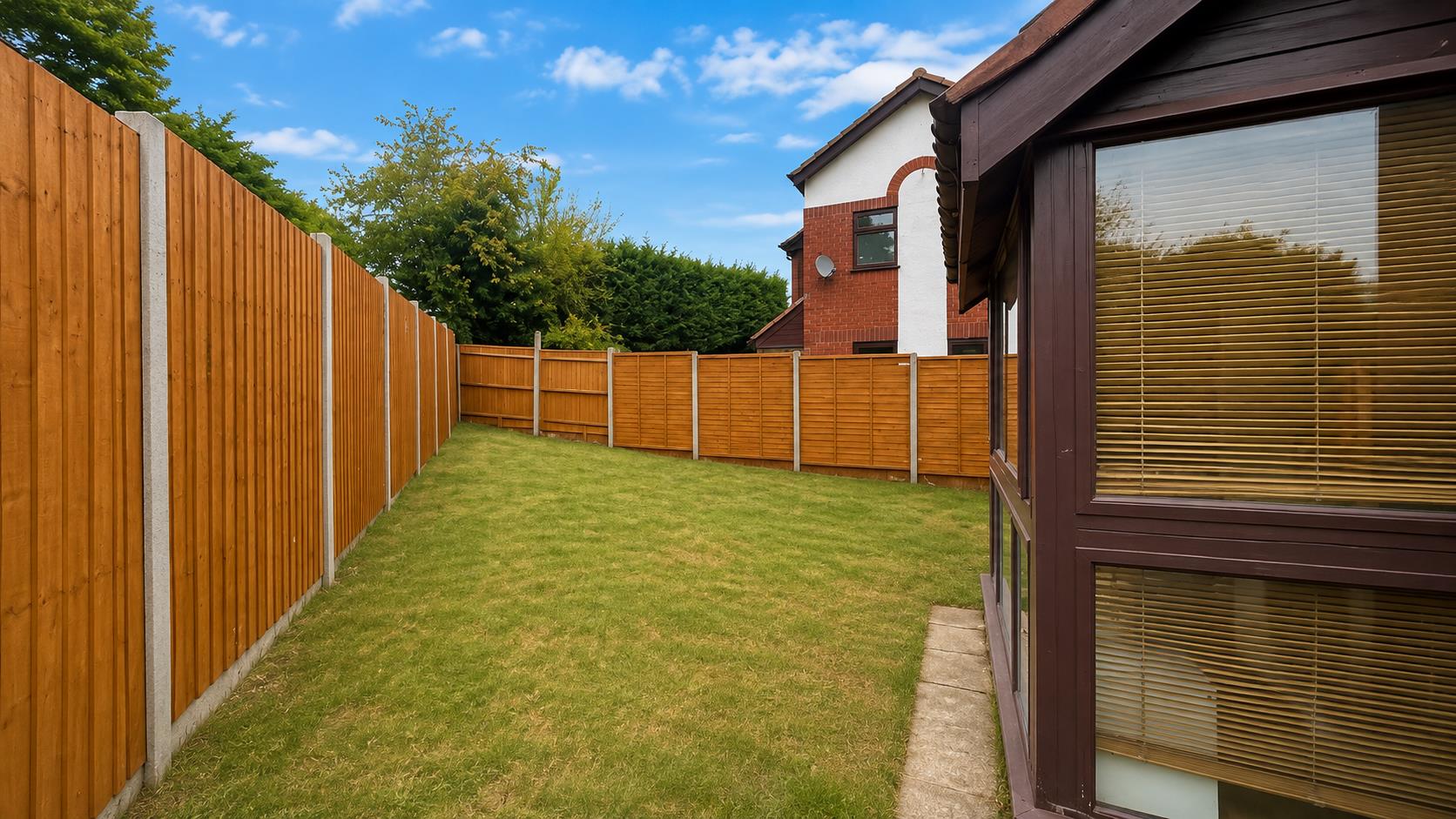 Dyers Mews, Neath Hill, Milton Keynes
